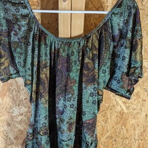 Charlotte Russe Green Paisley Blouse